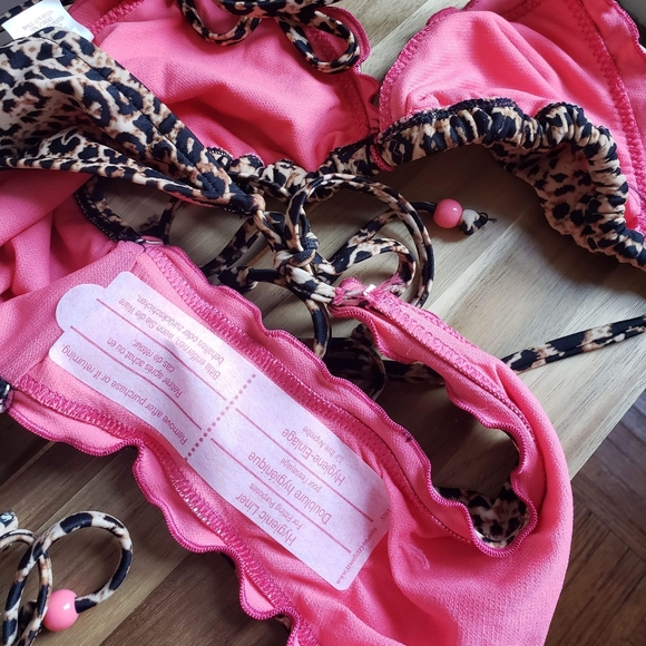 Leopard two-piece - Picture 3 of 4